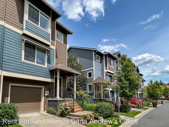 Building Photo - 3 br, 2.5 bath House - 10521 NE Park Ridge...