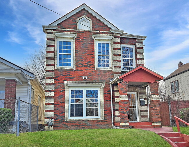 Photo - 1774 Bolling Ave House