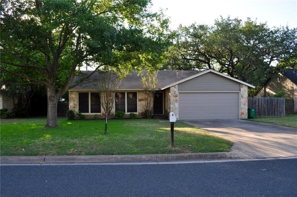 Primary Photo - 6003 Sun Vista Dr