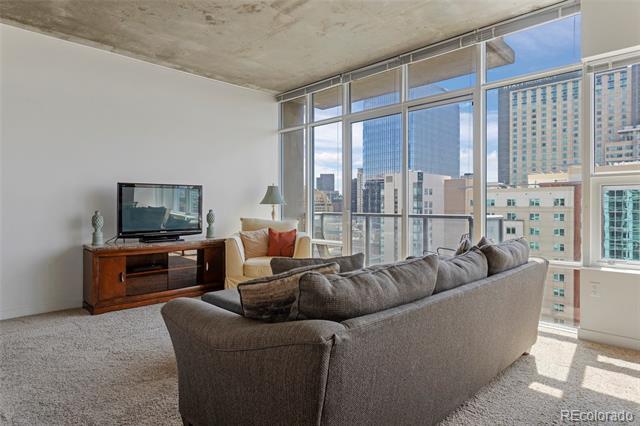 Foto del edificio - 891 14th St