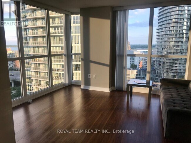 Building Photo - 85 Queens Wharf Rd