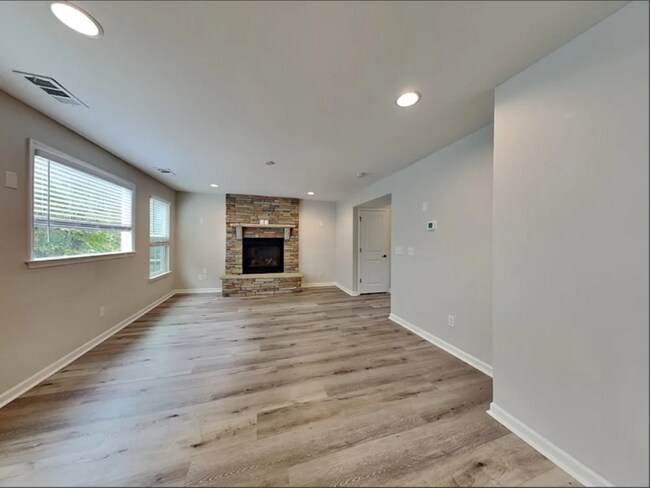 Foto del edificio - 946 Fairdale Ct