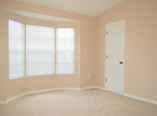 Building Photo - 7132 Waxwing Dr