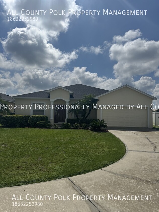 Foto principal - Spectacular 4 Bedroom Winter Haven Home fo...