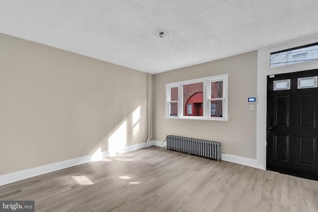 Foto del edificio - 4413 Baker St