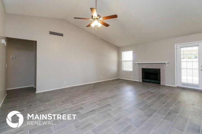 Building Photo - 7913 W Krall St