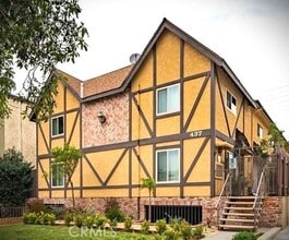 Building Photo - 437 Ivy St