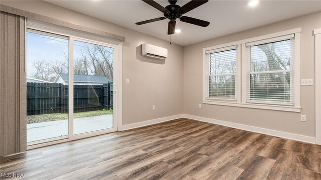 Foto del edificio - 13134 Pine Rd NE