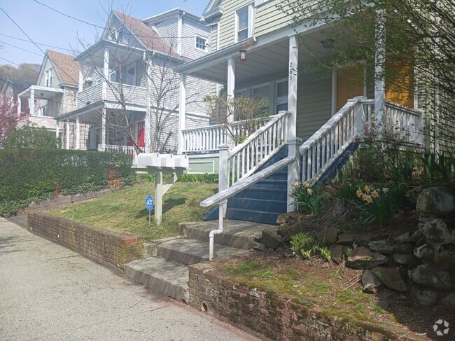 Front Entrance - 261 View St