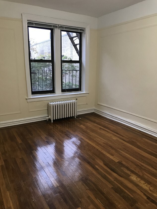 Primary Photo - 1630 Ocean Ave