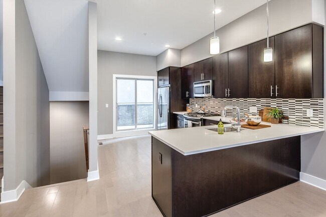 Foto del edificio - Northern Liberties Townhome with Parking