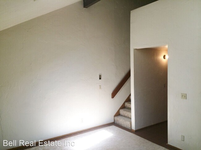 Building Photo - 2040 Emerald St