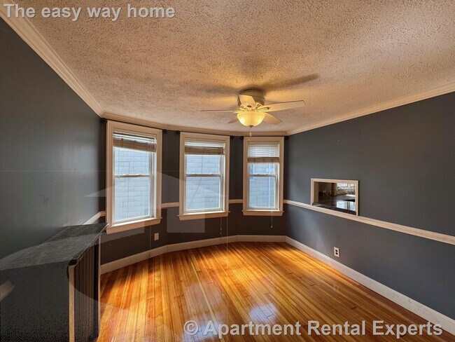 Foto del edificio - 57 Clarendon Ave