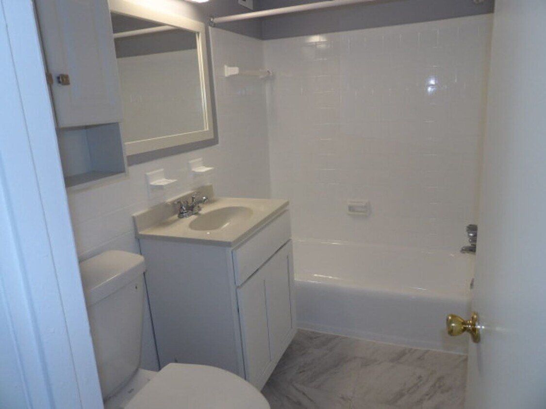 Foto del edificio - Gorgeous and rarely available alcove studi...