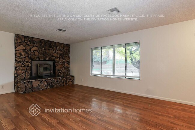 Foto del edificio - 4415 Patterson Dr