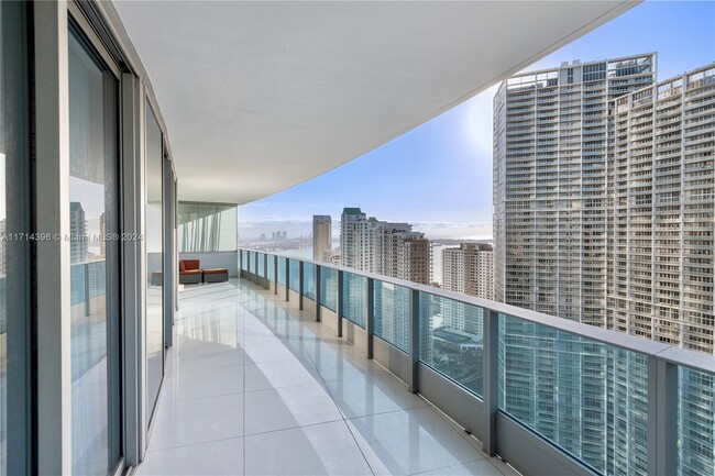 Foto del edificio - 200 Biscayne Blvd Way