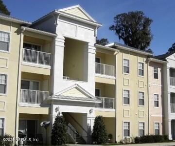 Foto principal - 8201 Green Parrot Rd