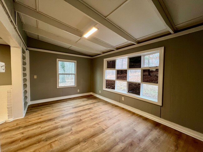 Foto del edificio - 2 bed/1 bath Cabin in Harpers Ferry!