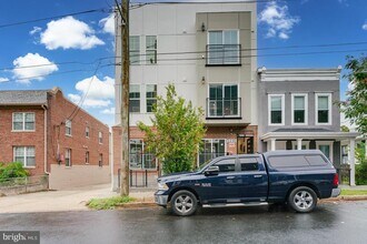 Building Photo - 2230 Nicholson St SE