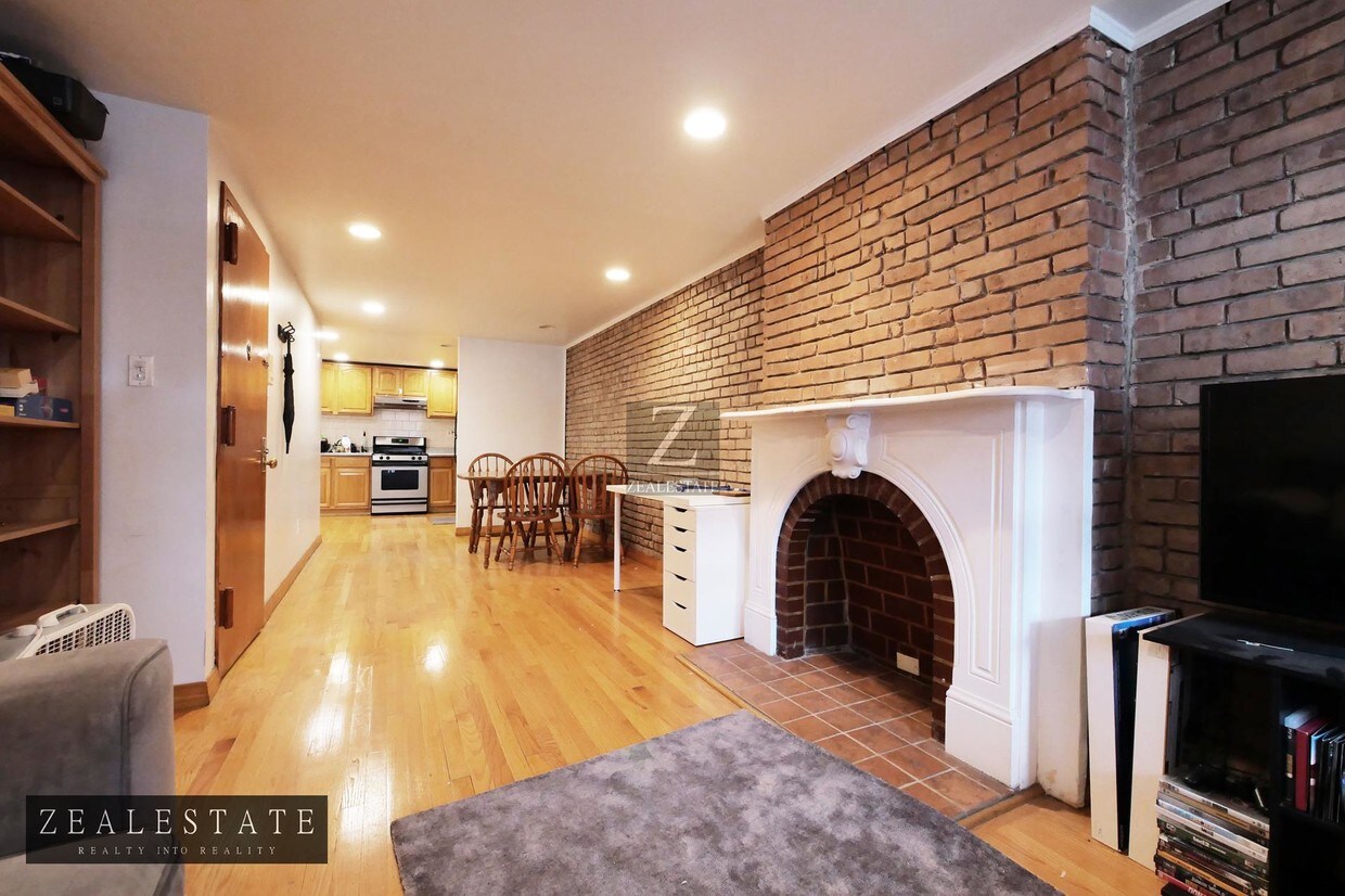 Foto principal - 703 4th Avenue