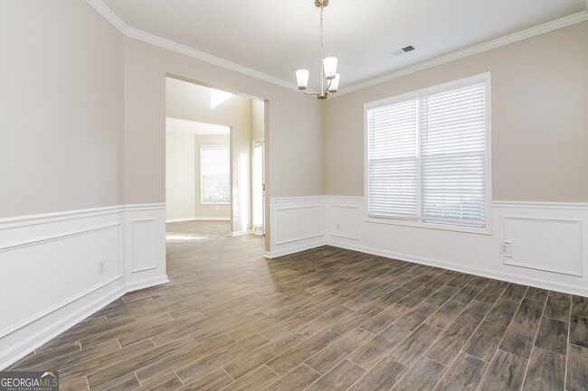 Building Photo - 3055 Highgreen Trail