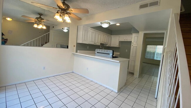 Building Photo - "Charming Two-Bedroom Retreat in Chatsworth - Your Perfect Sanctuary Awaits!"
