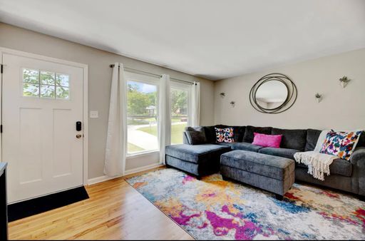 Building Photo - Newly Remodeled 5BD, 2BA Raleigh Home Near I-40 and Downtown Raleigh