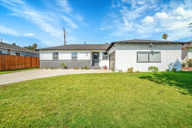 Foto del edificio - 1007 N Mohawk Ave