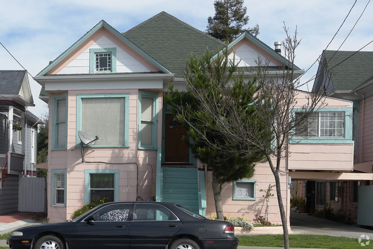 Primary Photo - 2019 Lincoln Ave