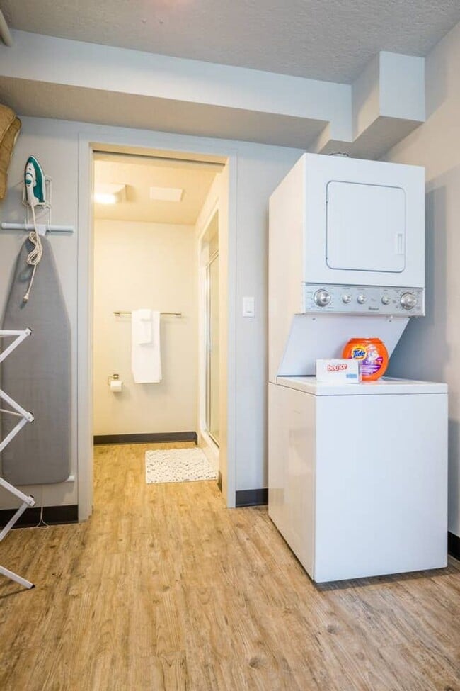 Interior Photo - The Lyon