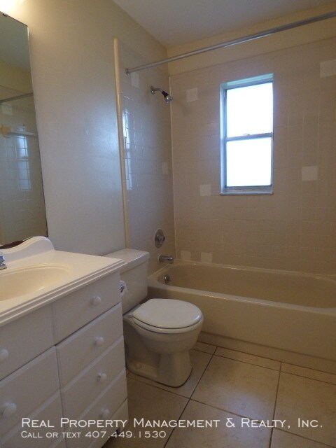 Building Photo - 2 BR / 2 BA Duplex In Willowbrook Cove
