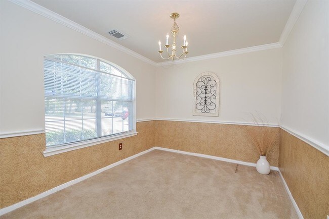 Foto del edificio - 19319 Little Pine Ln