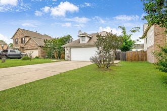 Building Photo - 18436 Sunrise Pines Dr