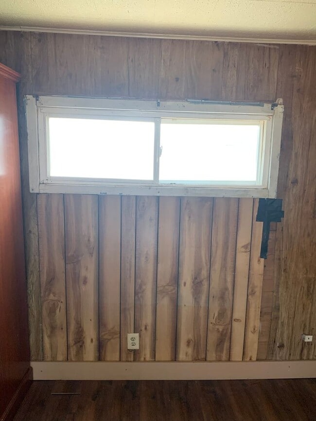 Building Photo - 3961 Logan Ave