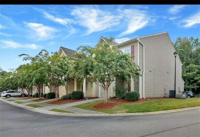 Building Photo - 3251 Blue Springs Trace