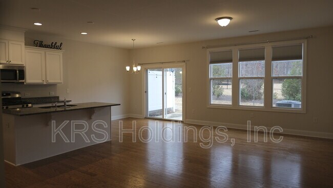 Foto del edificio - 8520 Thurford Dr