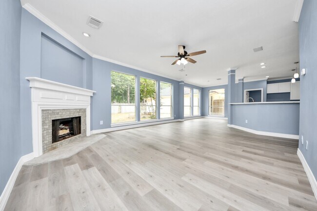 Building Photo - 16203 Broken Timber Cir