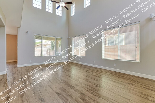 Foto del edificio - 3424 E Palo Verde St