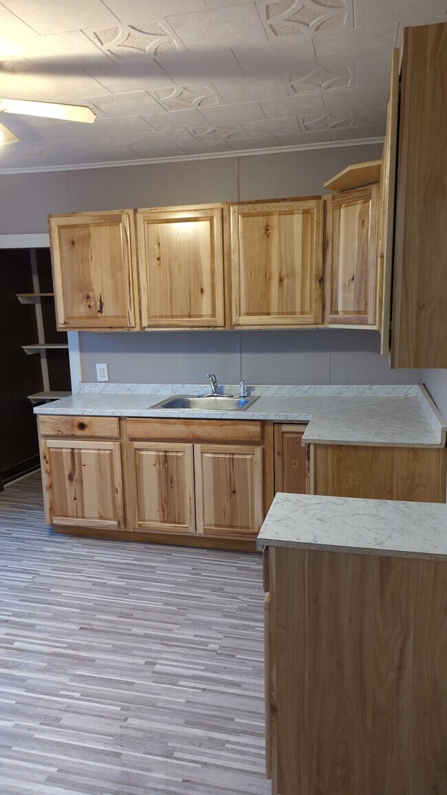 212 W Ridge St Unit 3, Lansford, PA 18232 Condo for Rent in Lansford