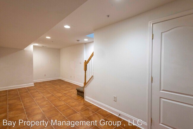 Foto del edificio - 3 br, 4.5 bath House - 815 W Cross St