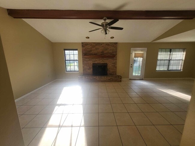 Foto del edificio - 2108 Calle De Castelar