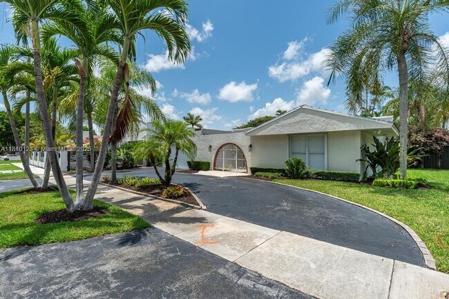 Building Photo - 9717 SW 93rd Terrace