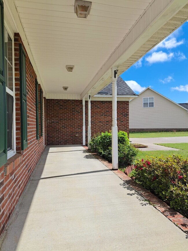 Foto del edificio - 206 Sandspur Ct