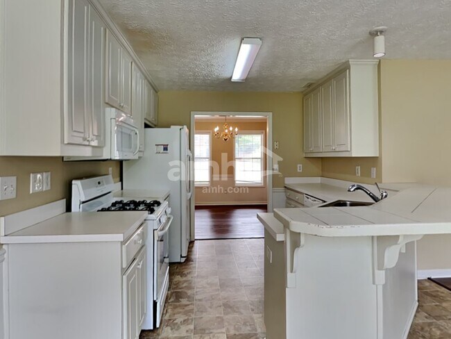 Building Photo - 2064 Green Gate Place