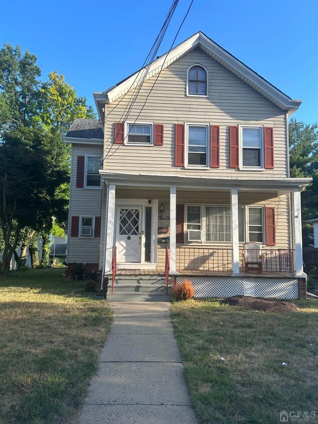 210 E Union Ave, Bound Brook, NJ 08805 - Room for Rent in Bound Brook ...