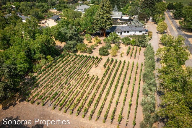 Foto del edificio - 3 br, 3 bath House - 8960 Sonoma Highway