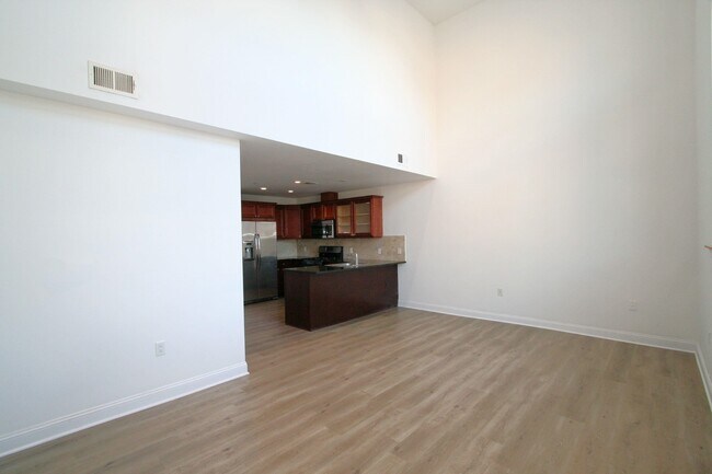 Foto del edificio - 769 Montgomery St