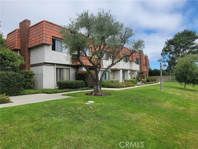 Building Photo - 27909 Ridgebluff Ct