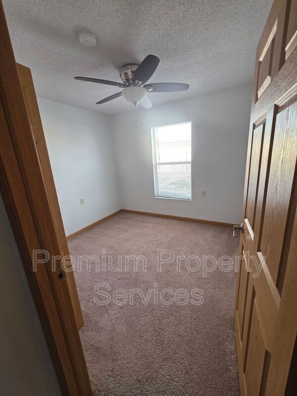 Foto del edificio - 435 Willis Ave