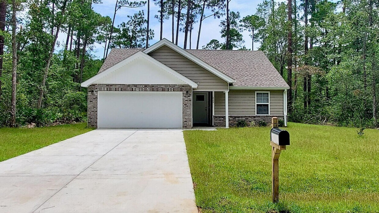 Foto principal - 3 BD 2 BA Split plan Home in the Ocean Spr...